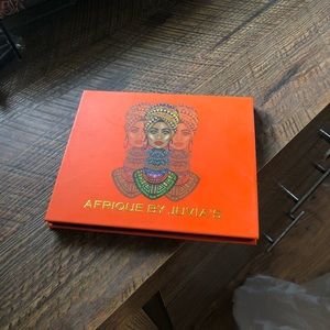 Juvia’s Place Afrique palette